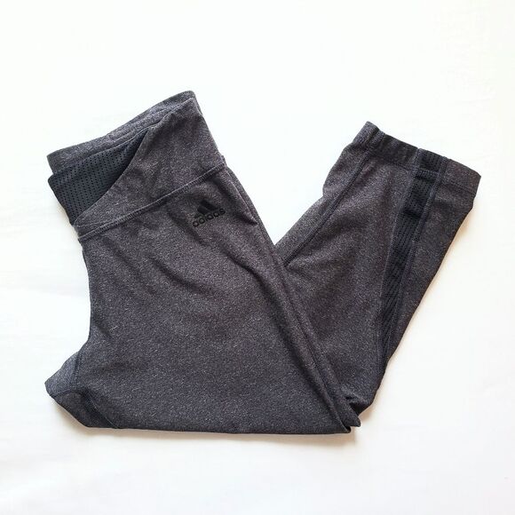 Adidas Capri Leggings Size Small - Picture 1 of 3